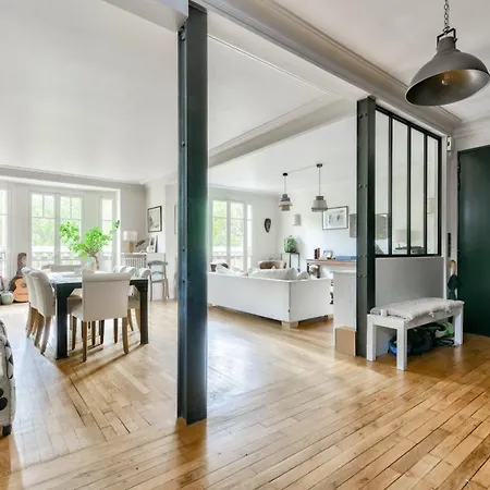 Daire Spacious For 4 In Arc De Triomphe - 17th Arrondissement *